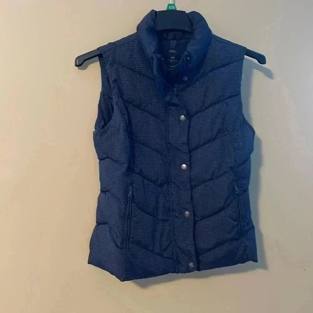 ❤️2/$30❤️[S]Gap Polka  Dot Winter Vest